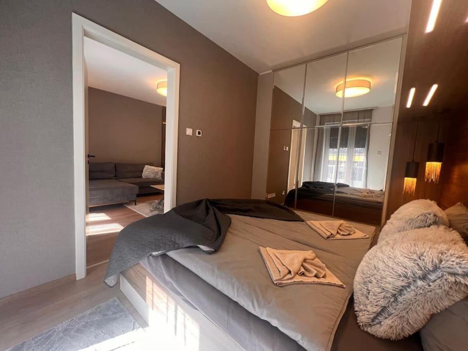 Karzo Property Lk 209 Budapest Luaran gambar