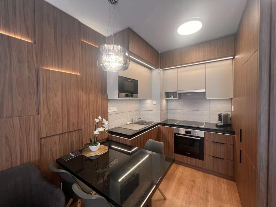 Karzo Property Lk 209 Budapest Luaran gambar