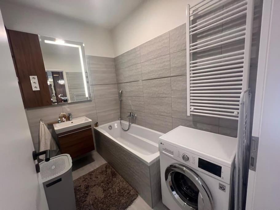 Karzo Property Lk 209 Budapest Luaran gambar