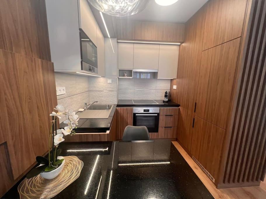 Karzo Property Lk 209 Budapest Luaran gambar